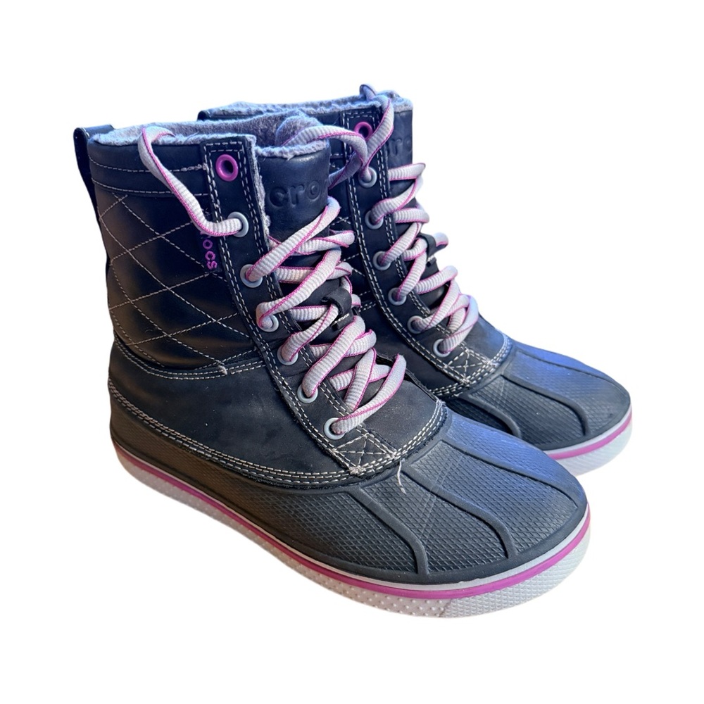 Crocs Women's Gray and Purple Lightweight Winter Boots